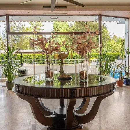 Flamingo Sunny Hotel