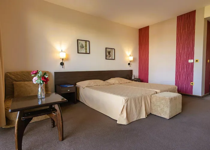 Flamingo Sunny ホテル 4*