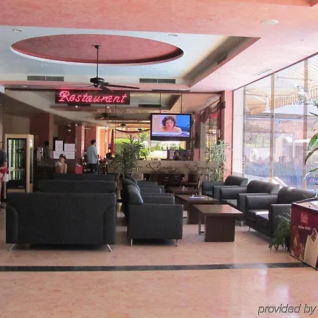酒店 Flamingo Sunny 4*
