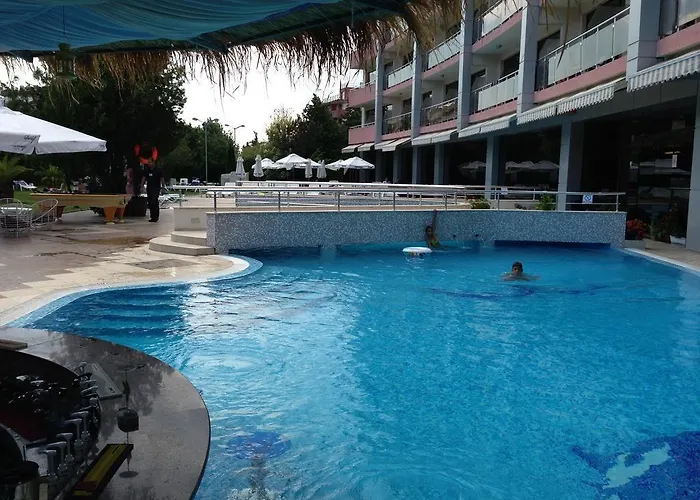 Flamingo Sunny 4* Sluneční pobřeží