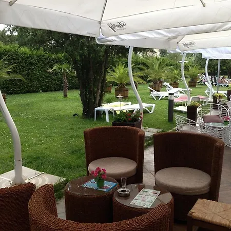 Flamingo Sunny 4* サニービーチ